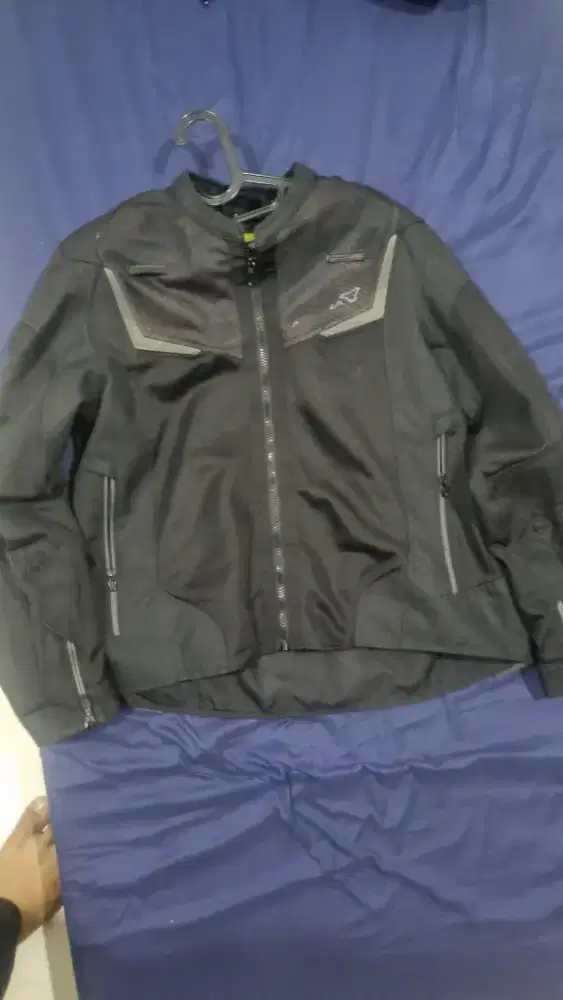Jaket magna second bahan mesh