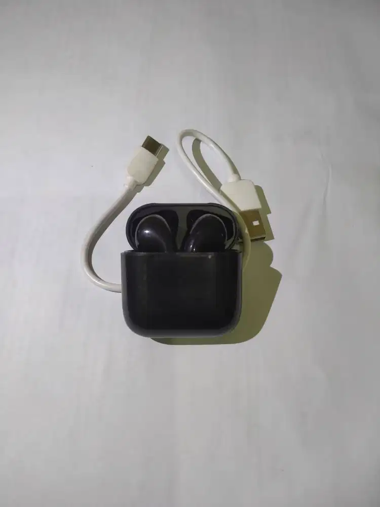 Earphone TWS Bluetooth Second