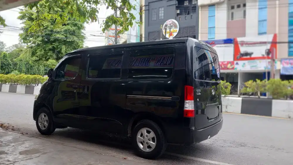 Granmax Mini Bus 1.3 D AC 2019 akhir