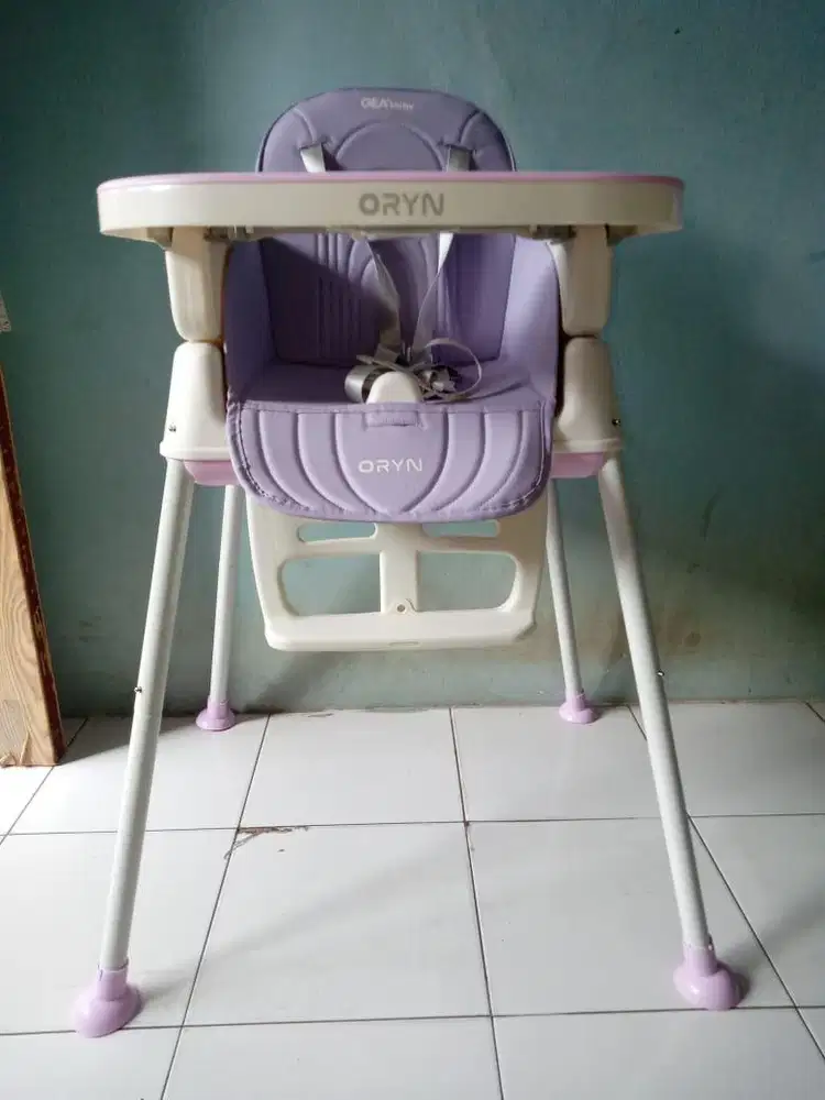 Di jual kursi makan bayi merk GEA