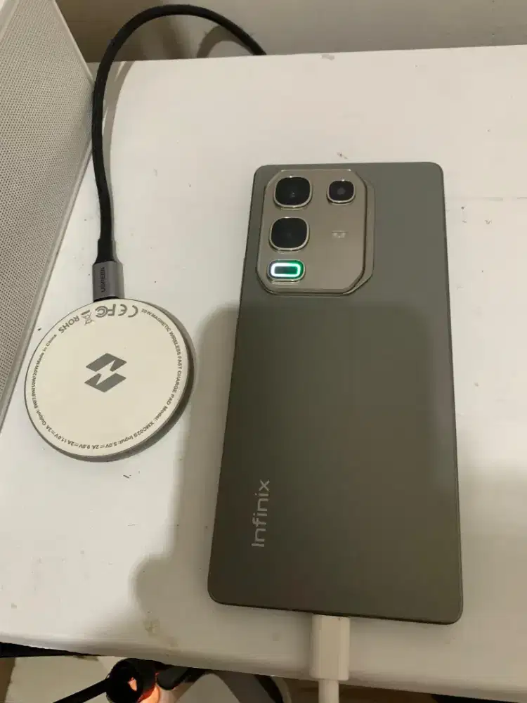 Infinix Note 50 Pro 8+8/256gb 90w charging + 20w wireless charging