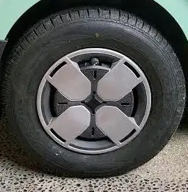 Velg dan Ban Copotan Wuling Airev