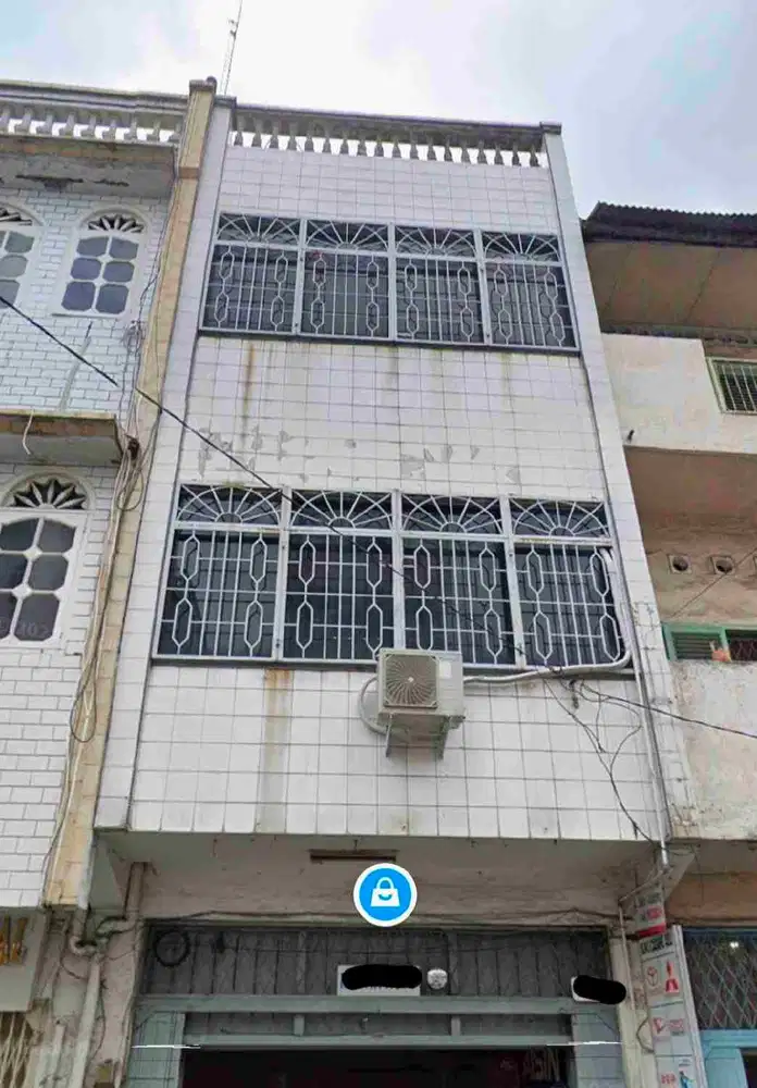 Dijual Cepat  Ruko Jl. Surakarta Simp. Jl. Bandung