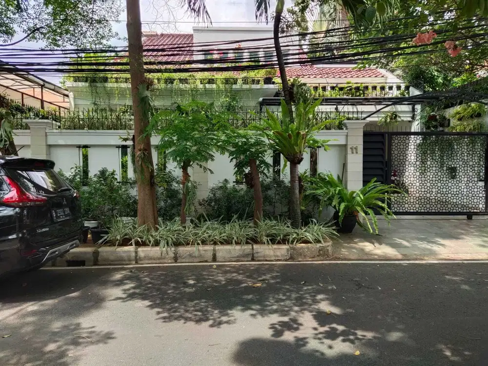 JUAL CEPAT RUMAH ASRI DI MENTENG JL.SOLO, JAKARTA PUSAT (NEGO)