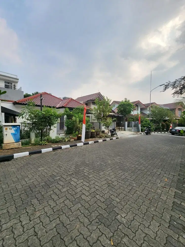 JUAL CEPAT RUMAH 2 LT. VILLA CINERE MAS JL. JUPITER, TANGERANG (NEGO)