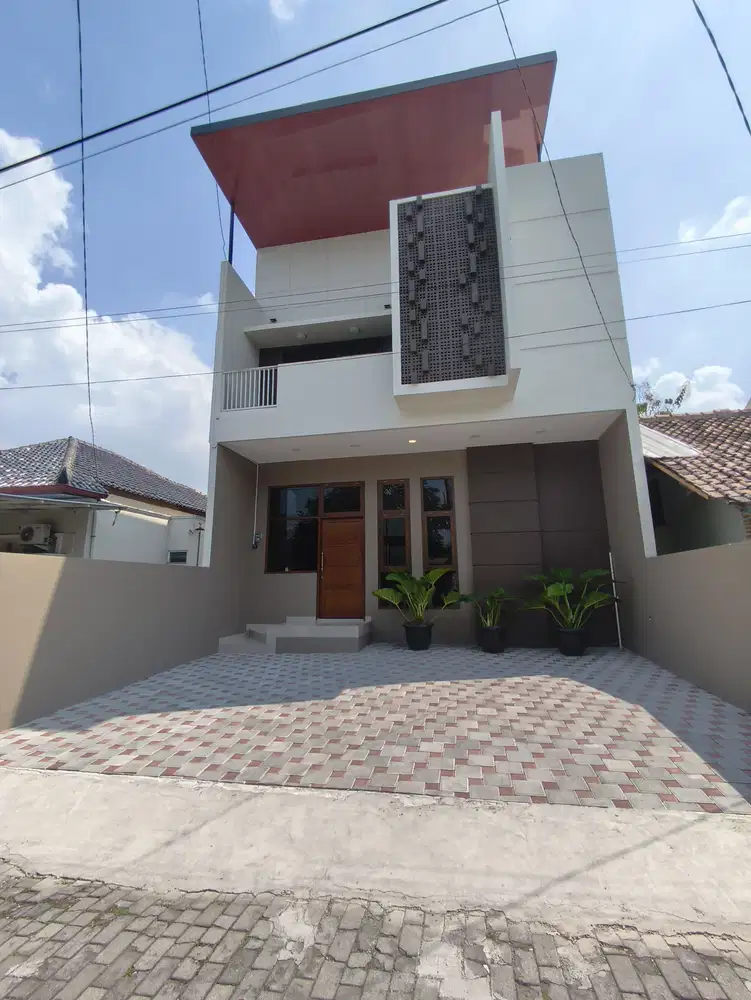 Rumah Utara Terminal Condongcatur, 50mtr Jalan Anggajaya, SHM PBG Ready