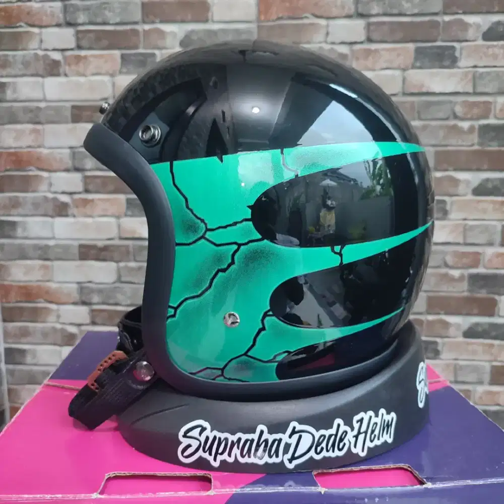Helm Slimhead baru motif patina