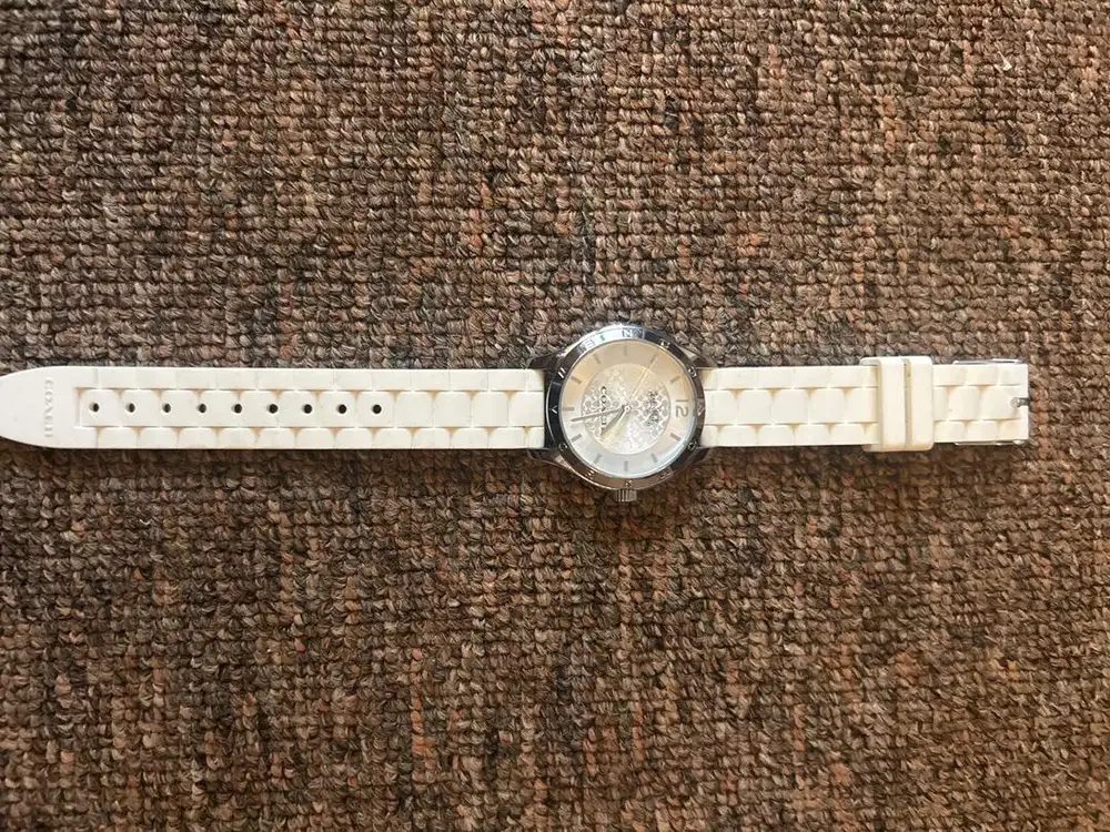 Preloved VVGC - Jam Coach Rubber White 12