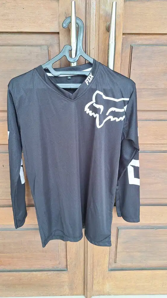 Pakaian Baju Jersey Sepeda Roadbike Road Bike MTB Pria Wanita