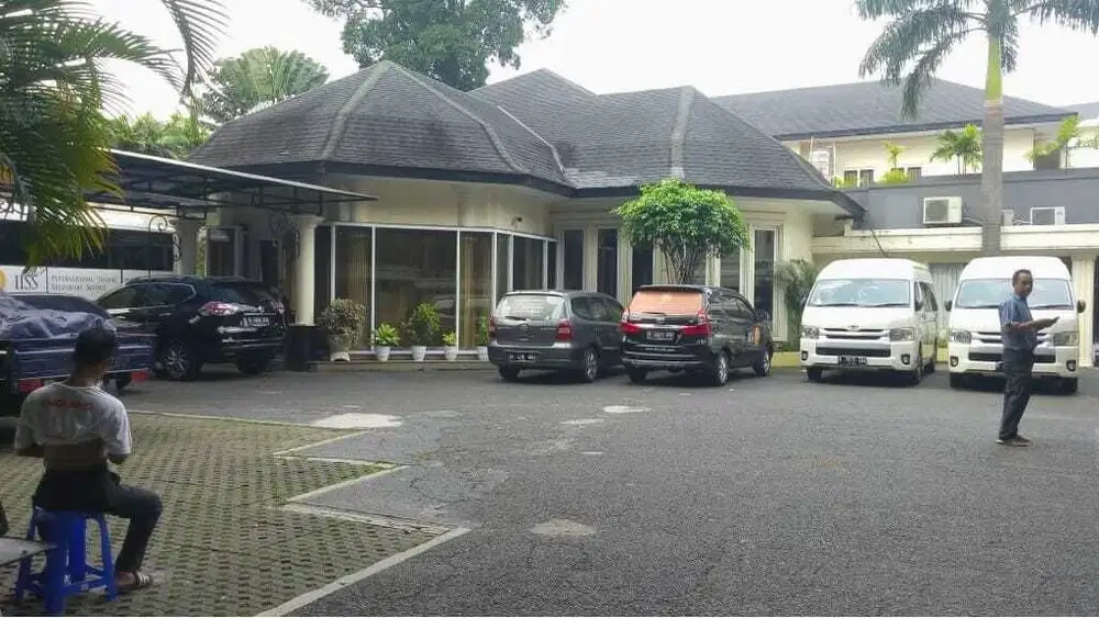 JUAL CEPAT RUMAH DIKAWASAN ELITE JL. TEUKU UMAR, MENTENG, JAKARTA PUSA