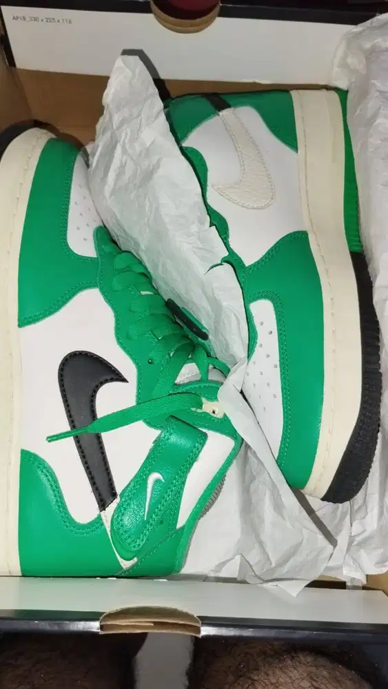 DIJUAL  SEPATU NIKE AIR FORCE 1 MID '07LV8  100% ORIGINAL