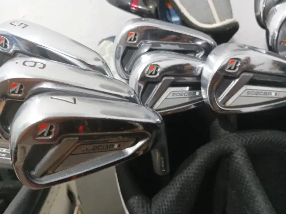 Stick Golf Iron Set Bridgestone Siap Pakai / Stick Golf Bridgestone