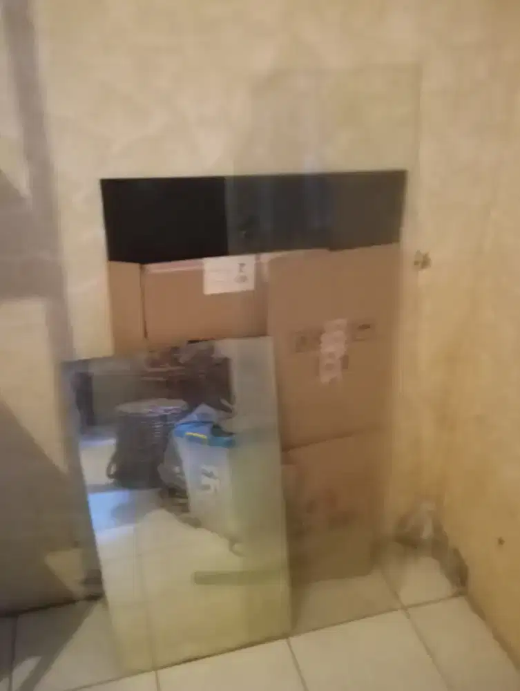 Cermin, Kaca meja, Kaca pigura, Bekas