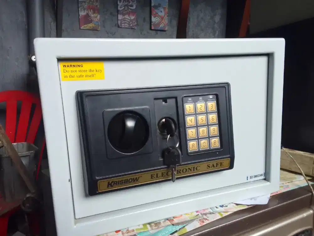 Jual murah Brankas untuk keamanan dokumen penting anda