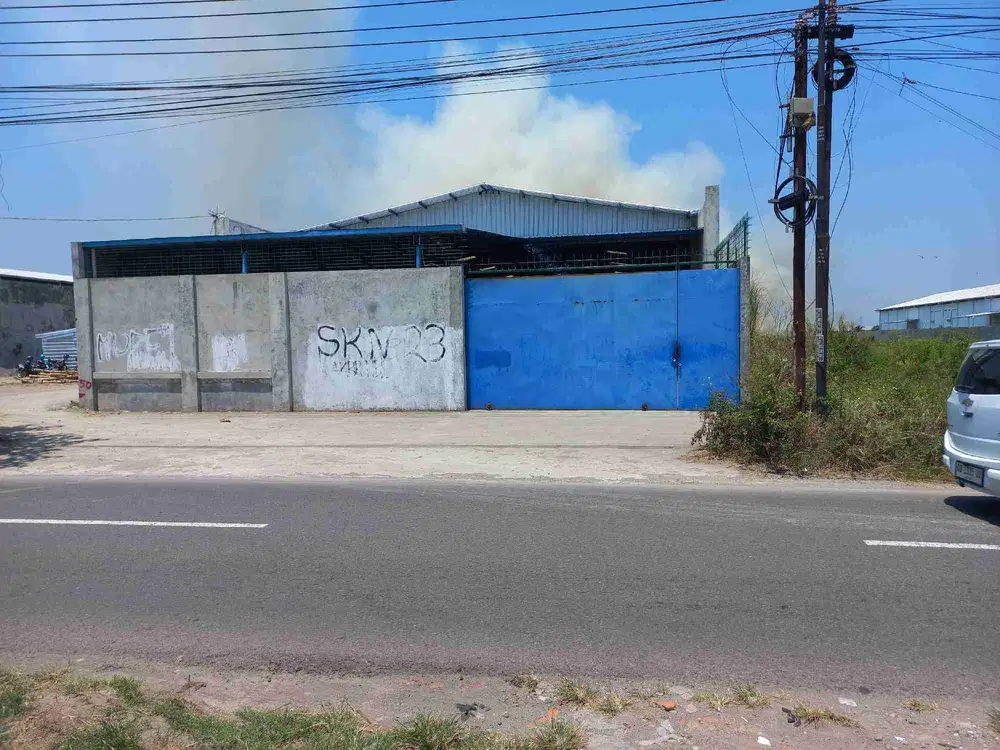 Dijual gudang zona merah lokasi dalamen baki