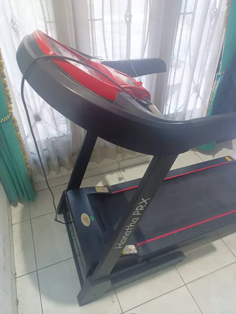 Dijual Treadmill Elektrik Hanatha PRX – 4,5 Juta Nego