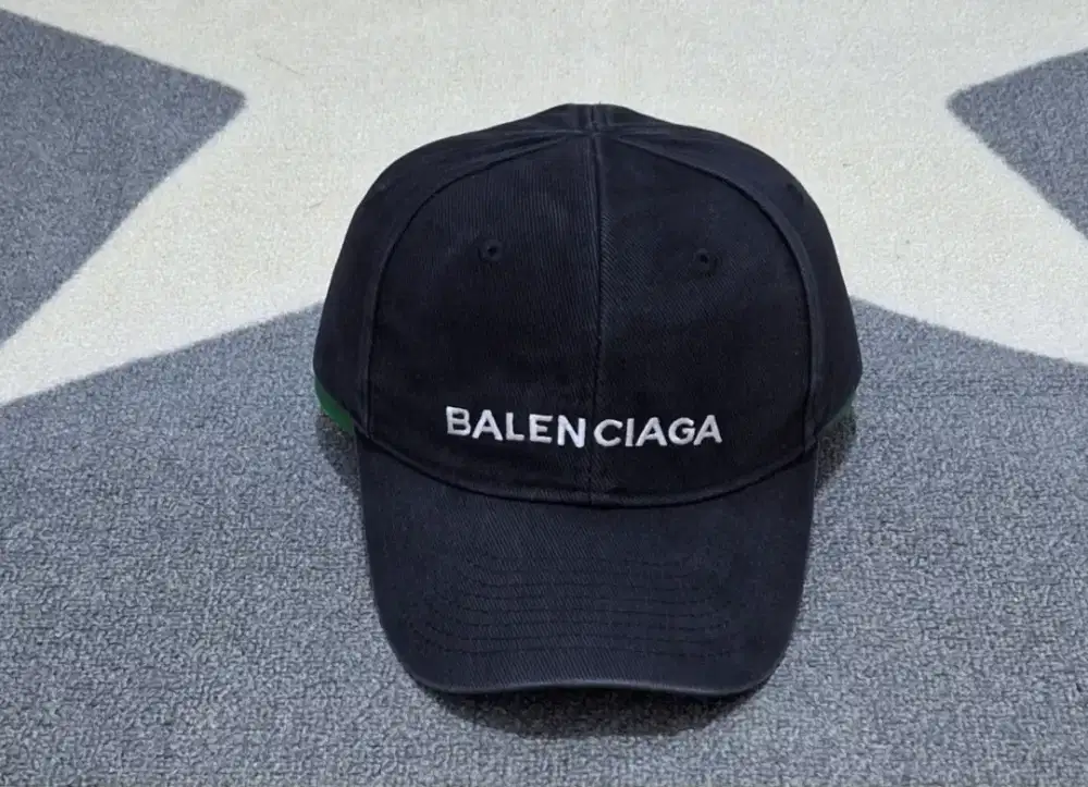 Topi balenciaga original second