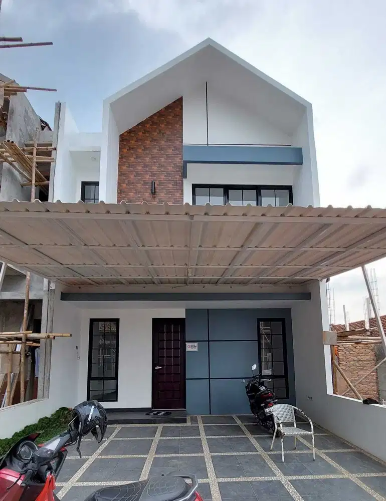 Rumah mewah 2 lantai lokasi dekat mall artha gading