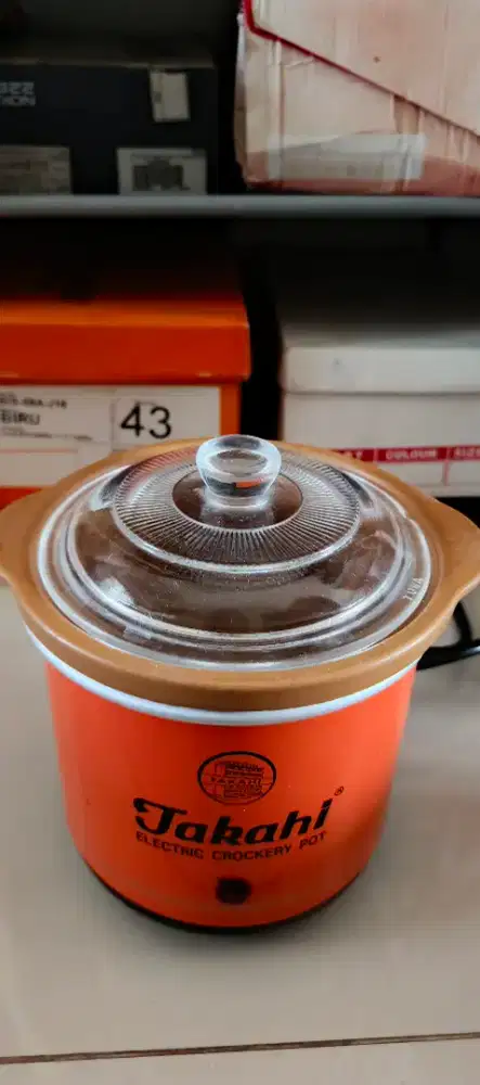 Takahi Slow Cooker Bekas 0.7 Liter