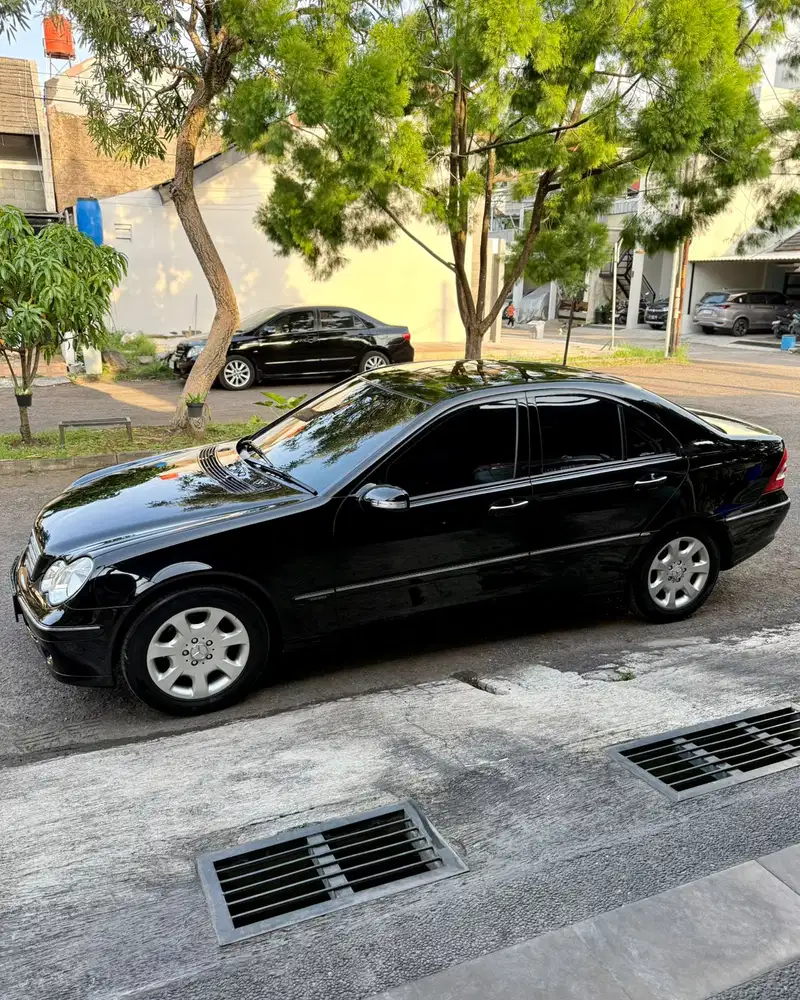 Mercedes-Benz C240 W203 2005