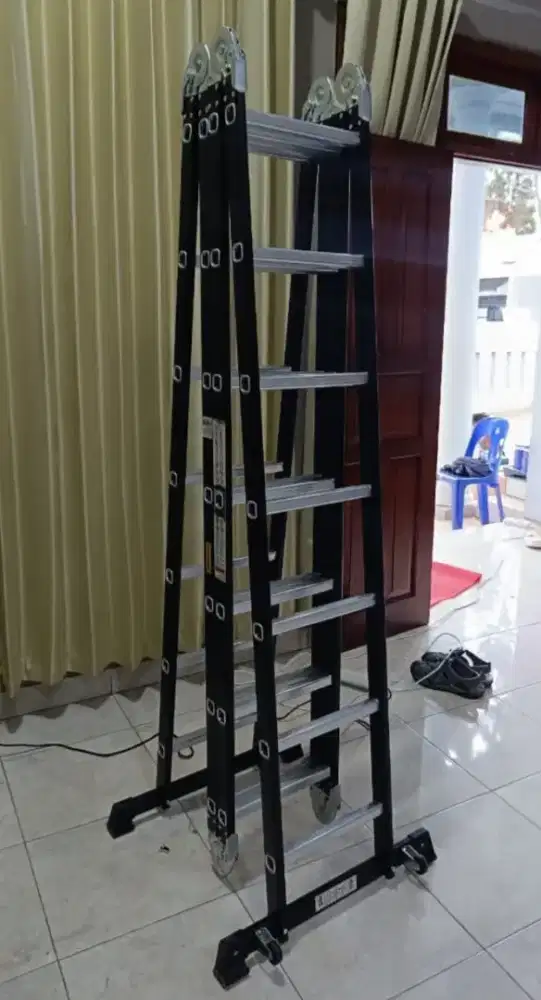 Tangga Lipat Krisbow