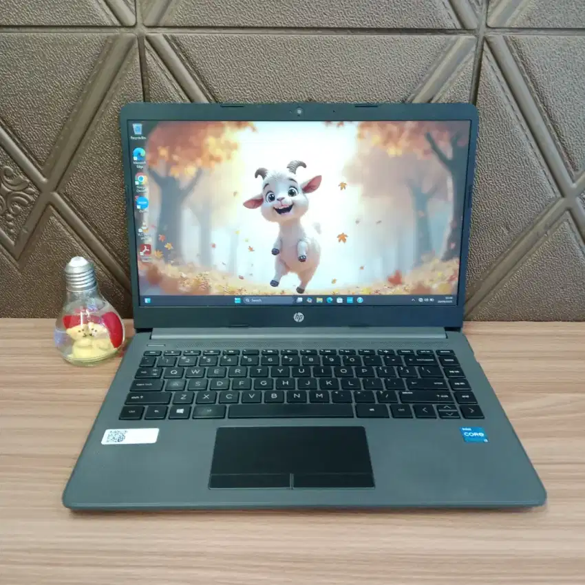 HP 240 G8 INTEL CORE I3 1115G4 UHD GRAPHICS RAM 8GB DDR4 SSD 512GB