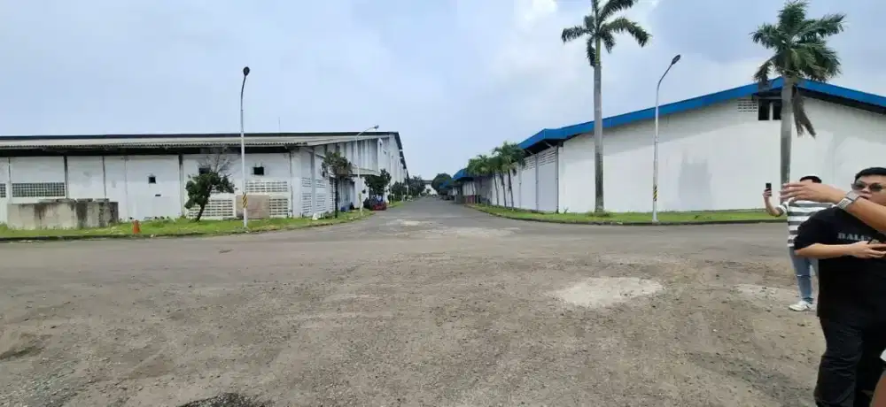 Disewakan Gudang Kawasan Industri MM2100