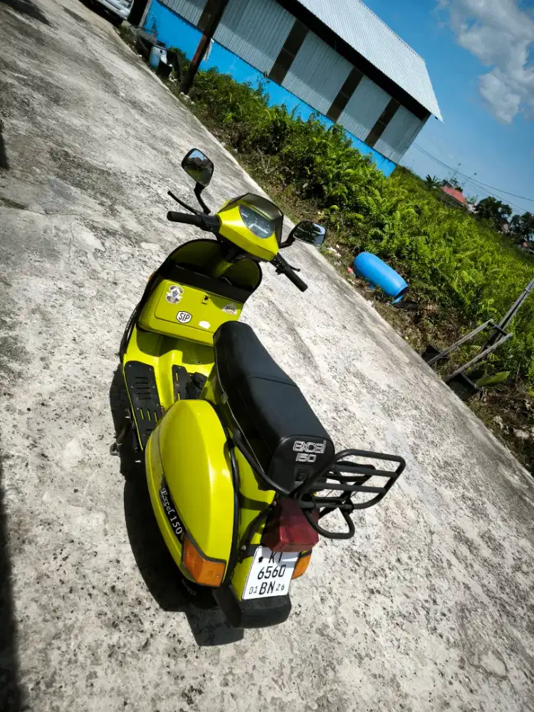 Vespa excel tahun 1995