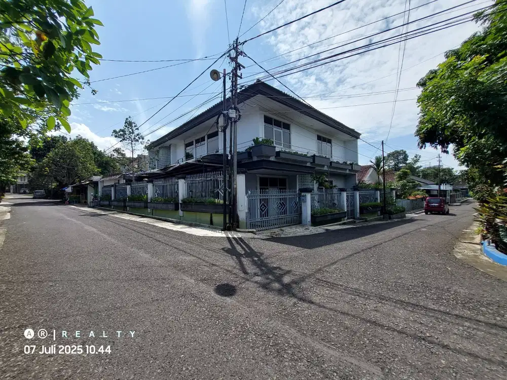 HUNIAN STRATEGIS Lokasi Premium Dekat Ke Fasilitas Umum Harga Nego