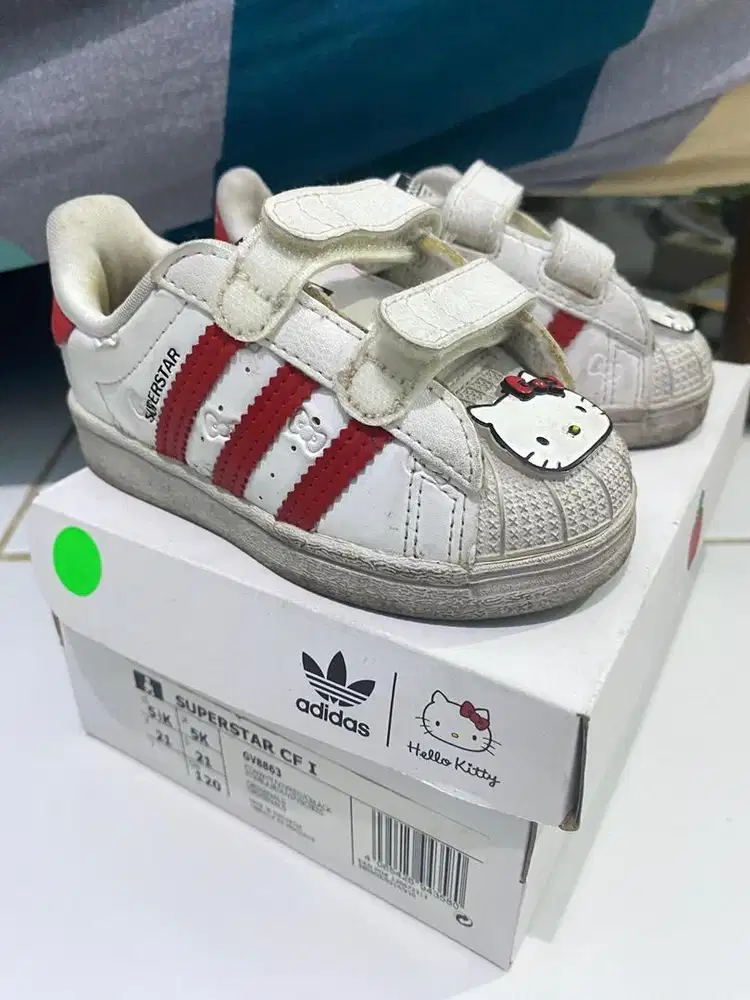 Sepatu anak Hello Kitty Adidas Superstar CF I