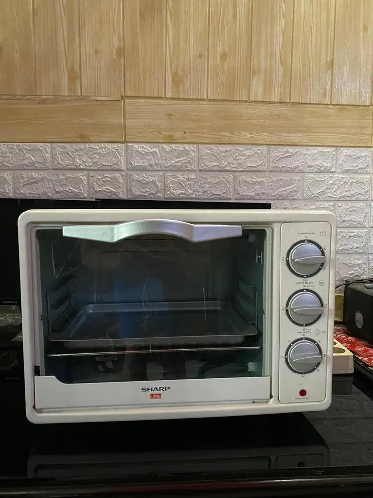 Oven Sharp libre 18L
