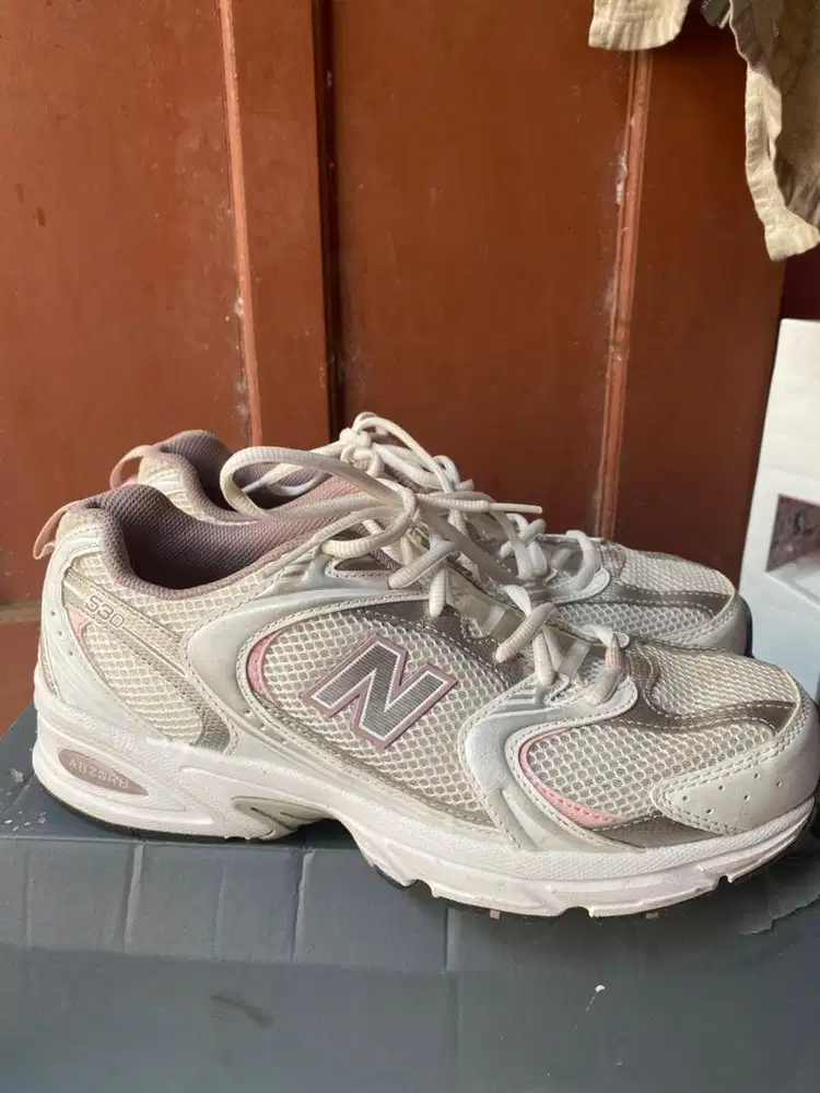 Sepatu New Balance 530
