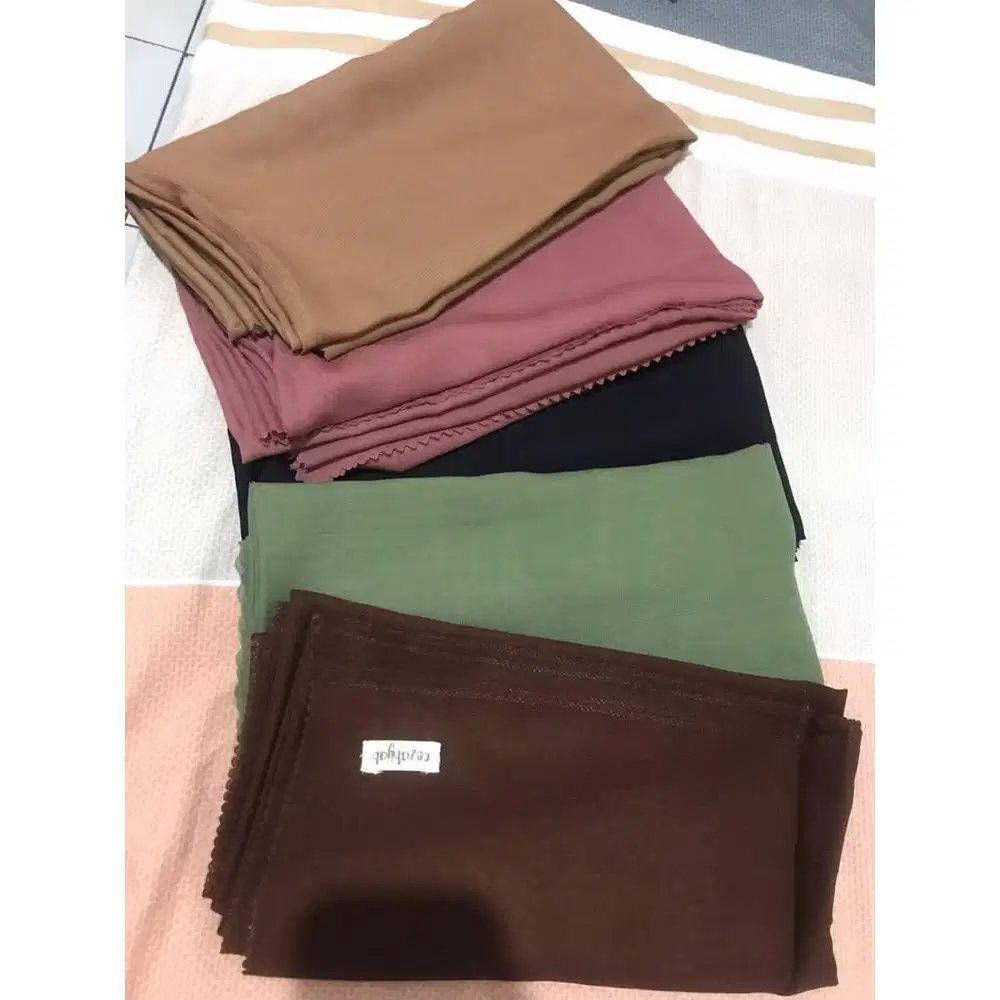 Hijab / Kerudung Segi Empat