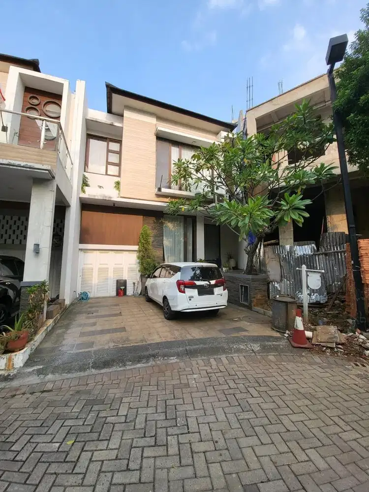 Rumah Mewah + Swimmping Pool Dalam Cluster Kebayoran Residence Bintaro