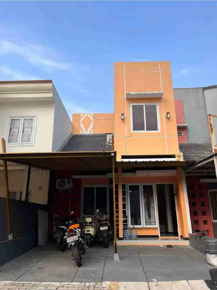 Rumah dijual di Perumahan Cibubur Country