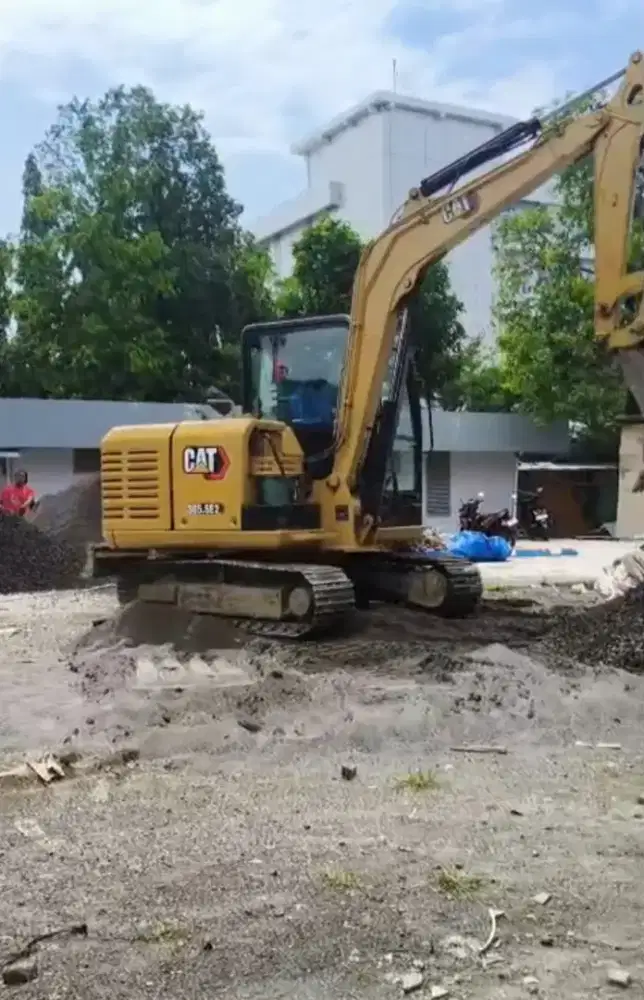 Excavator Mini CAT305.5E2 th 2020 harga 385jt NEGO