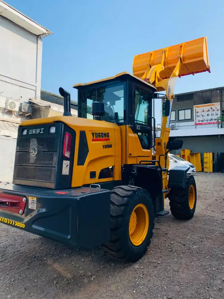 WHEEL LOADER SKID STEER