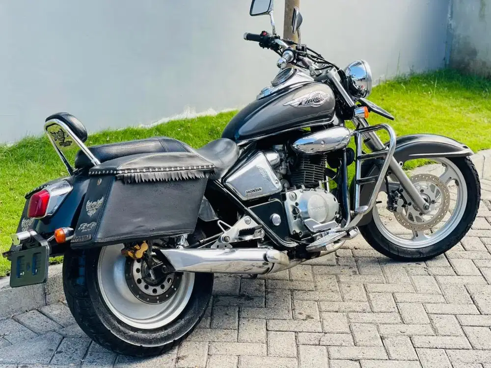 Honda phantom cruiser 200cc plat N motor langka honda phantom original