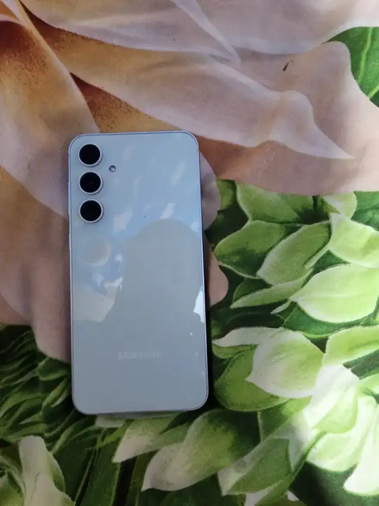 Samsung S23 FE second mulus