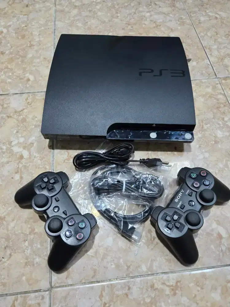 PS3 PS 3 PLAYSTATION 3 SLIM 500GB SECOND TT PS2 DLL