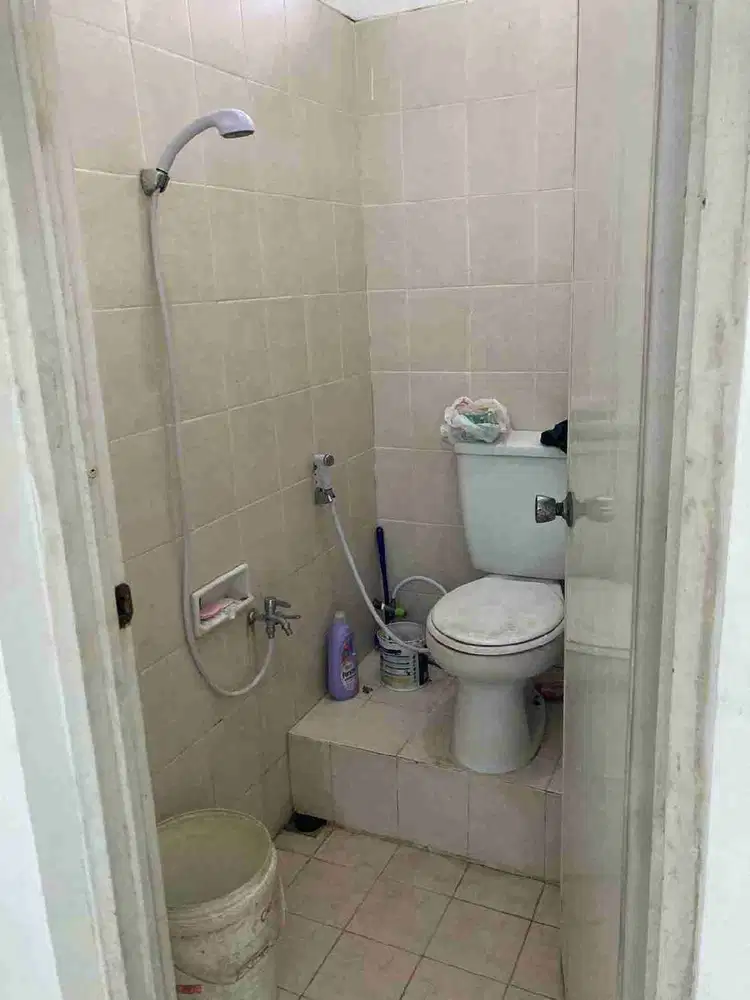 Dijual unit langka ruko aralia di Harapan Indah Bekasi Barat