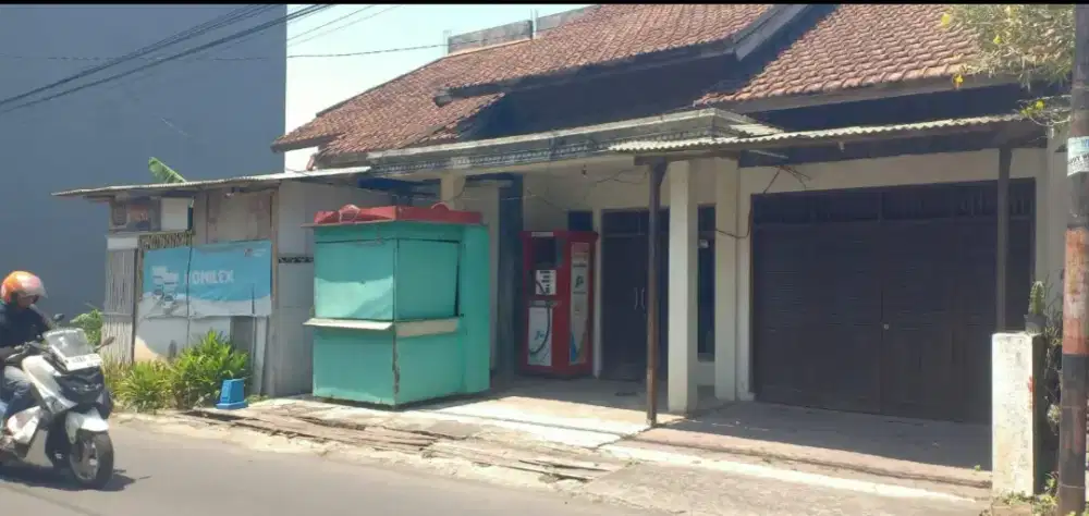 Rumah Pinggir Jalan Akses Mobil Salipan Prospek Buka Usaha