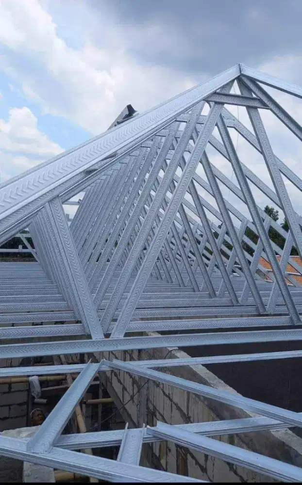 Rangka atap galvalum merek kencana