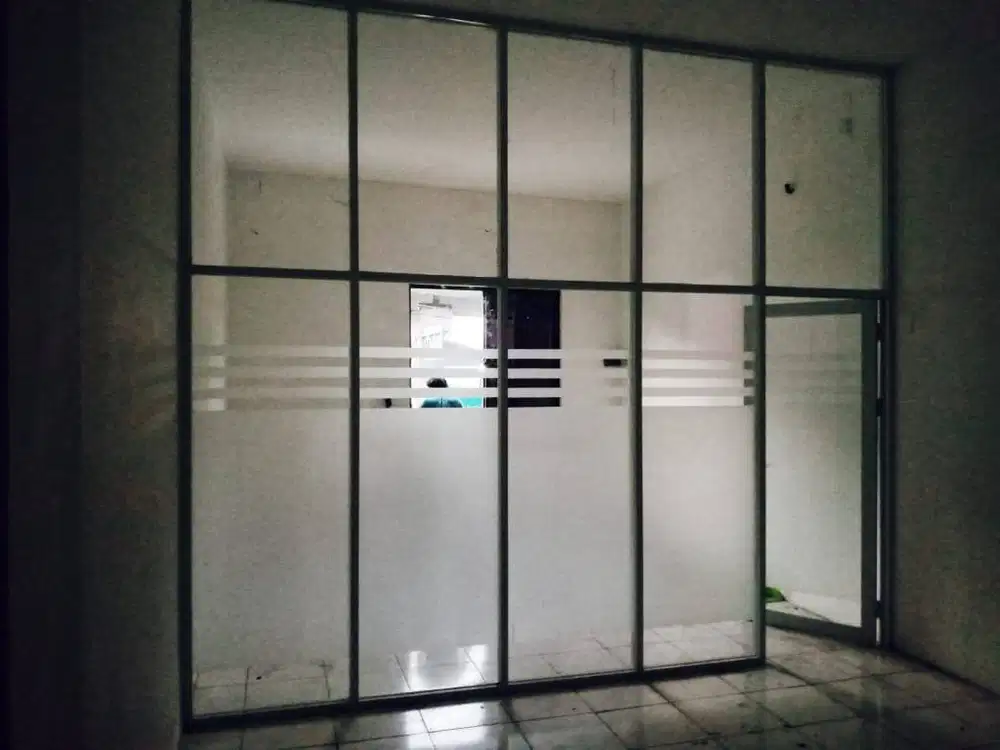 Plafon - Partisi PVC / Gypsum + Kusen Aluminium + WPC-PVC-LIS MOULDING