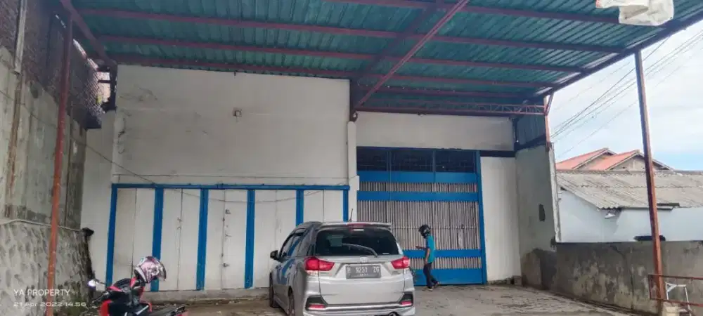 Jual gudang toko bangunan
