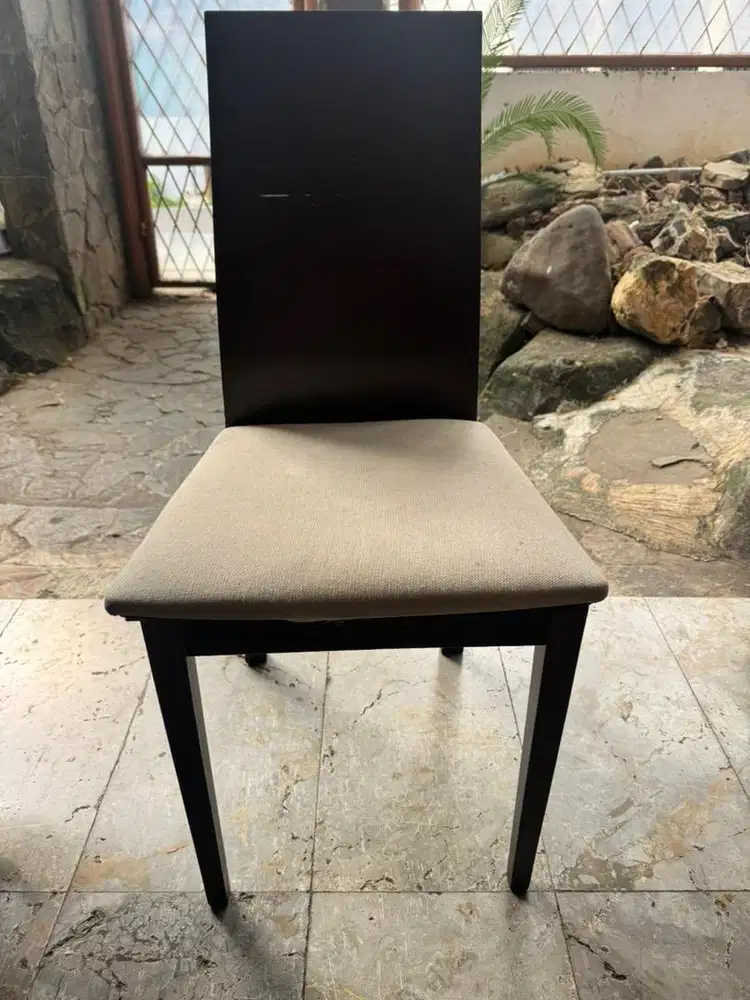 Bangku Makan Informa