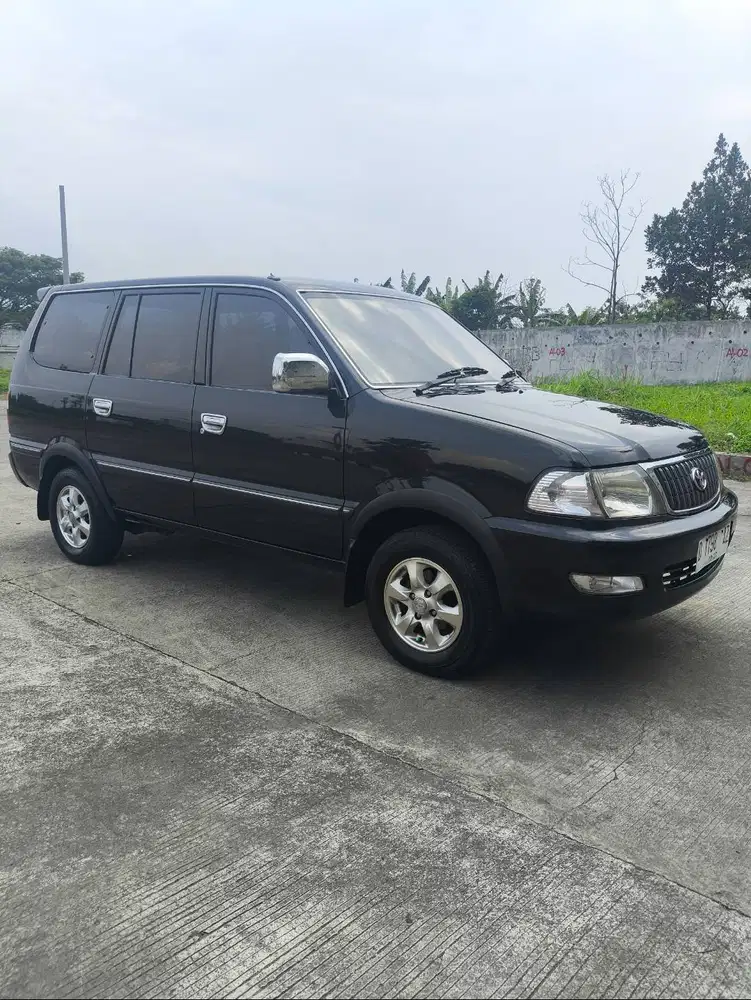 Kijang LGX 2.0 2000 cc tahun 2002 Hitam Simpanan