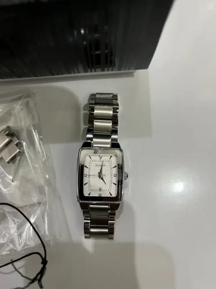 Jam Tangan Elizabeth Chain Strap Silver 2201 - 0809 Original Mulus