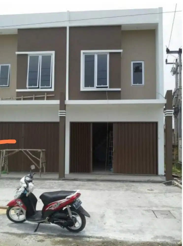 JUAL/SEWA BISA LANGSUNG USAHA & UNTUNG Ruko Gardenville Kota Jababeka Cikarang Bekasi