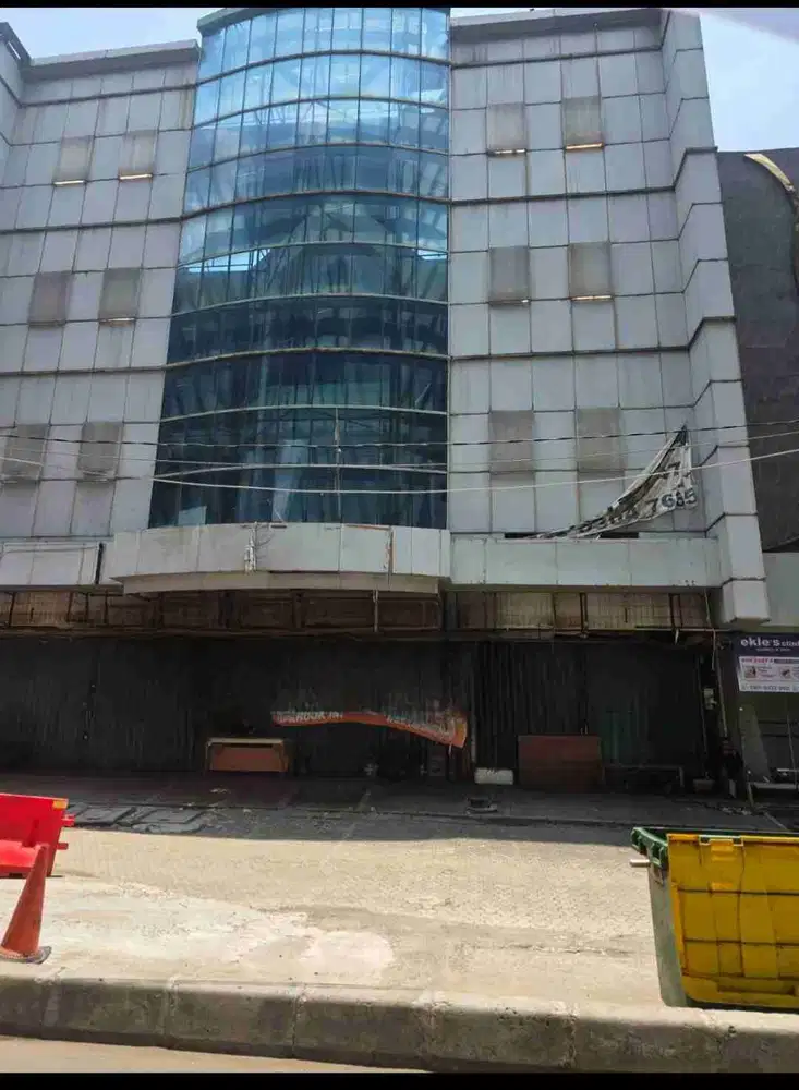 Ruko 3 gandeng jalan raya bolevard kelapa gading